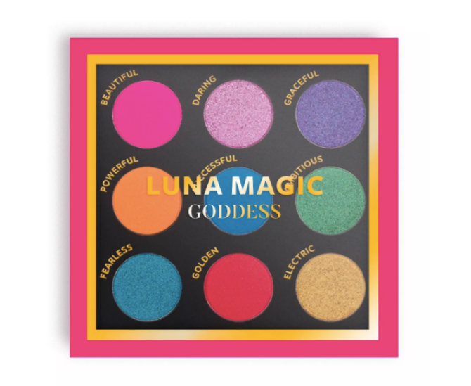 paleta de sombras de ojos luna diosa mágica 12 marcas propiedad de Beautyx que debes comprar durante todo el año