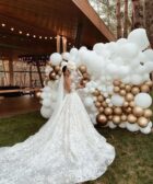 Decoración de bodas con telas y globos