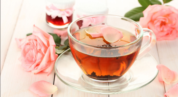 Cómo preparar el té de pétalos de rosa